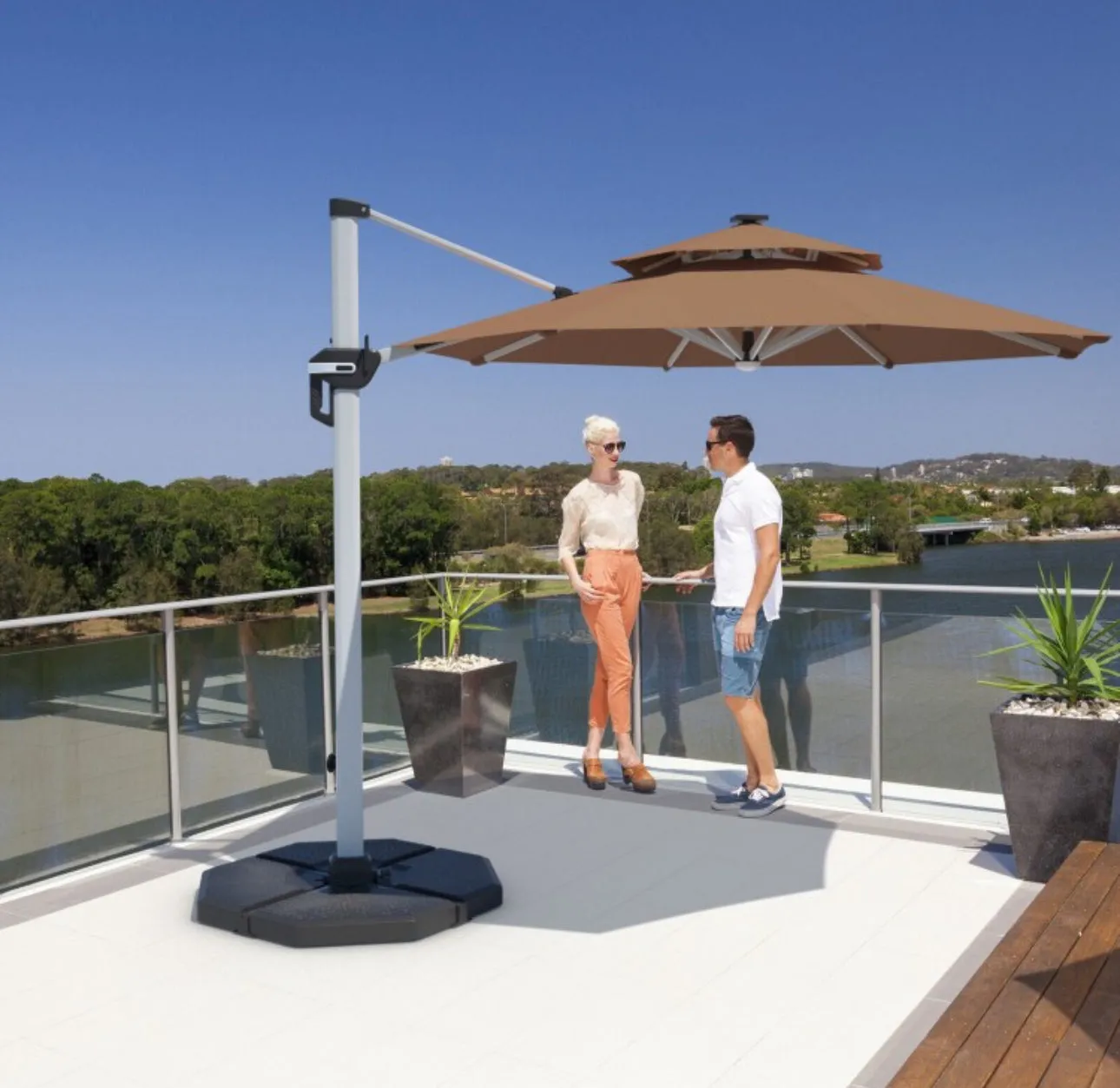 Heavy Duty Aluminum Solar Power LED Light Patio Cantilever Umbrella 10Ft Without Weight Base